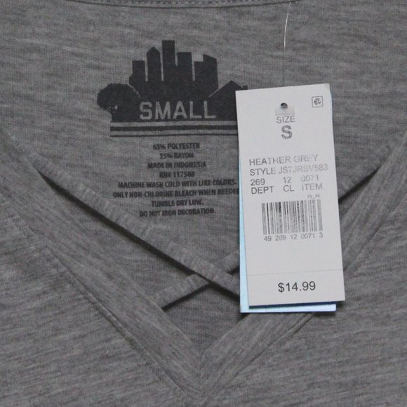 "TARGET IS MY HAPPY PLACE" Graphic Tee Size Small - Picture 4 of 4